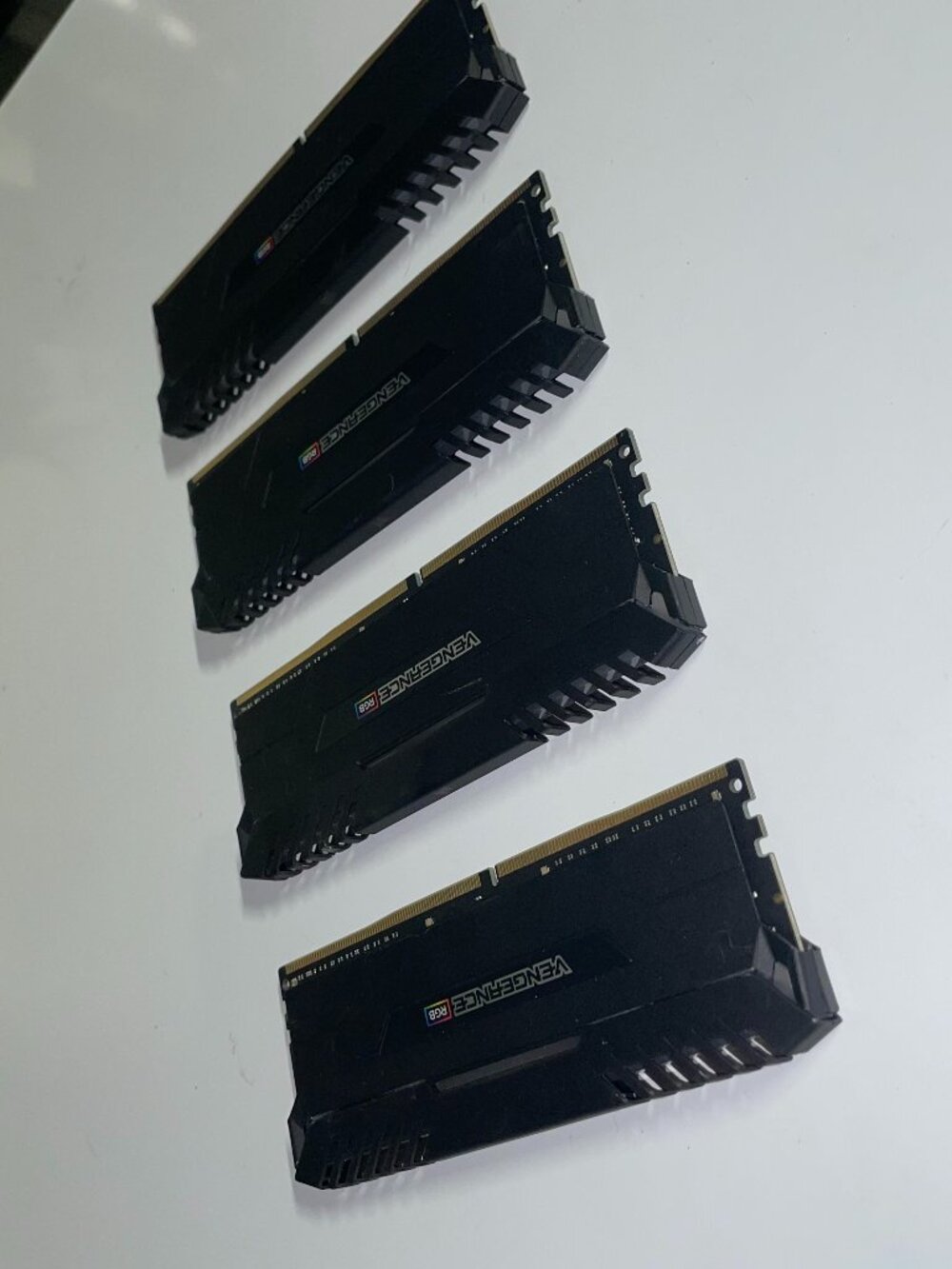 CORSAIR VENGEANCE RGB 64GB (4 x 16GB) DDR4 DRAM 3200MHz Memory CMR64GX4M4C3200C1